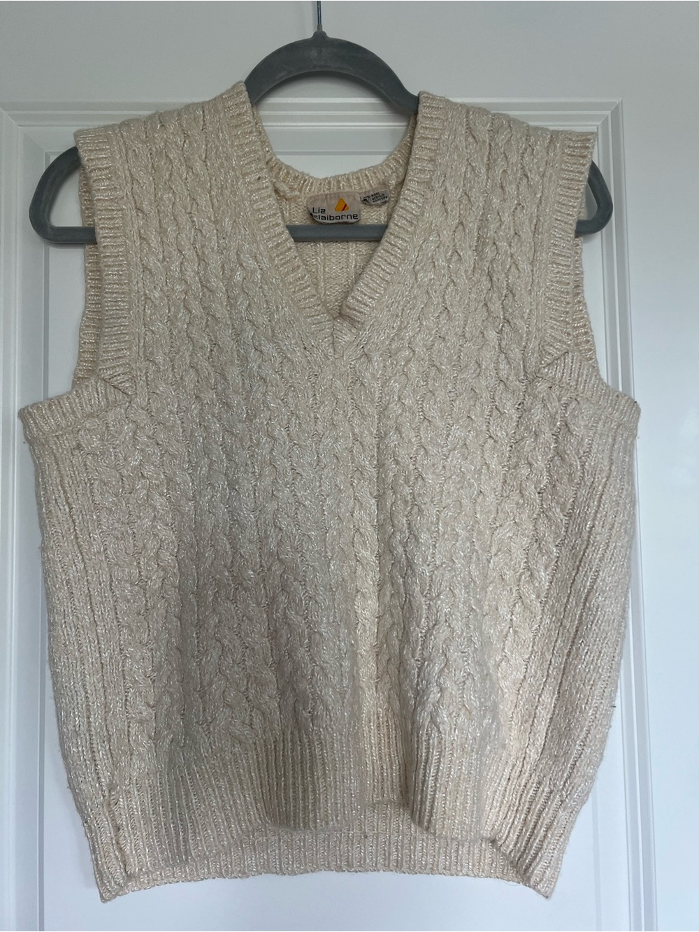 Vintage Old Money Liz Claiborne Cable Knit Sweater Vest Wool Blend Cream
